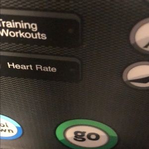 Meet your Posher, Elisa